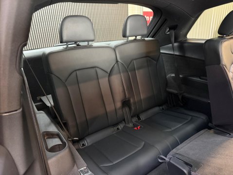 Audi SQ7 4.0 TDI V8 Tiptronic quattro Euro 6 (s/s) 5dr 64