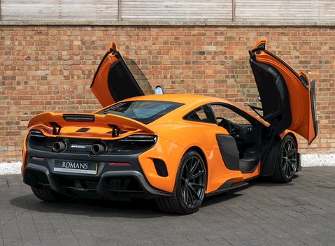 McLaren 675LT 8