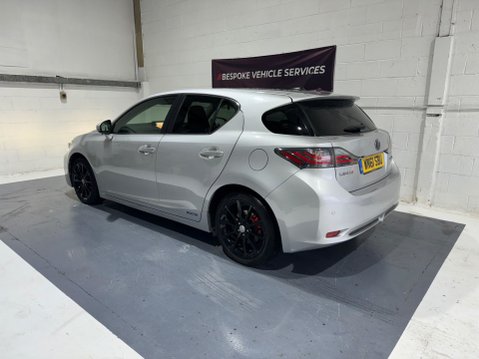 Lexus CT 1.8 200h SE-L CVT Euro 5 (s/s) 5dr 33