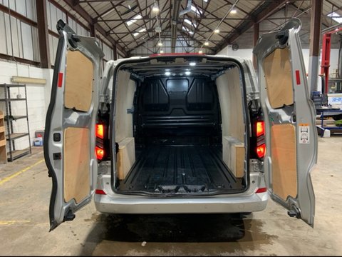 Ford Transit Custom 320 LIMITED L1H1 P/V ECOBOOST 7