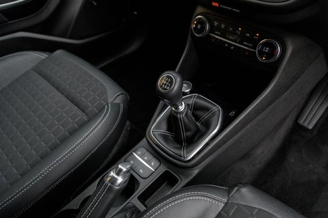 Ford Fiesta TITANIUM X 31