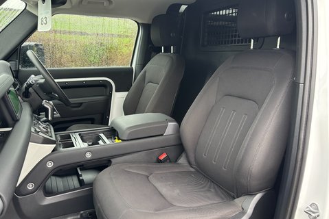 Land Rover Defender 90 D200 Hard Top MHEV 3
