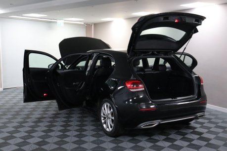 Mercedes-Benz A Class A 180 D SPORT 21