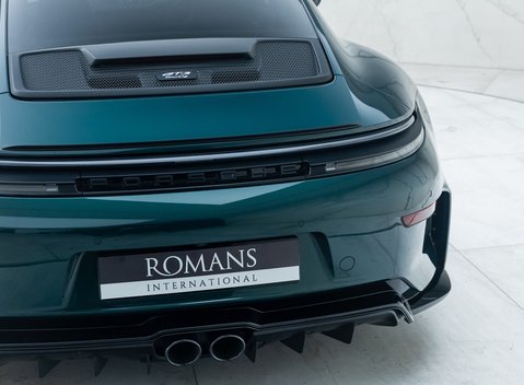 Porsche 911 GT3 TOURING (992.2) 36