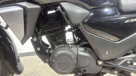 Honda CB 2022 72 PLATE 9K NEW MOT SERVICED 125CC LEARNER BIKE CBF125 40