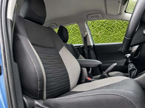 Toyota Auris 1.2 VVT-i Business Edition Hatchback 5dr Petrol Manual Euro 6 (s/s) (116 ps 11
