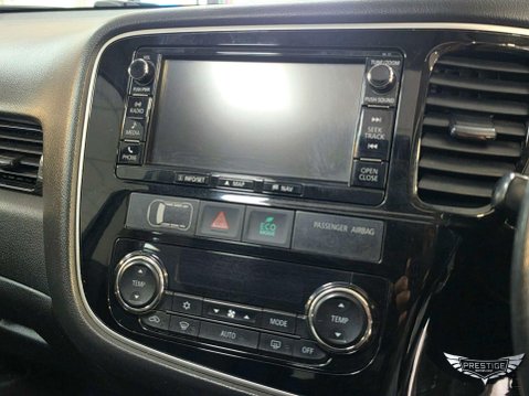 Mitsubishi Outlander 2.2 DI-D 4 Auto 4WD Euro 6 5dr 34