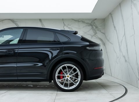 Porsche Cayenne GTS Coupé 32