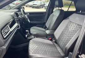 Volkswagen T-Roc R-LINE 2.0 TSI 4MOTION DSG AUTOMATIC 28