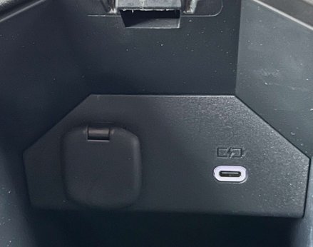 Toyota C-HR 1.8 C-HR Design HEV CVT 5dr 46