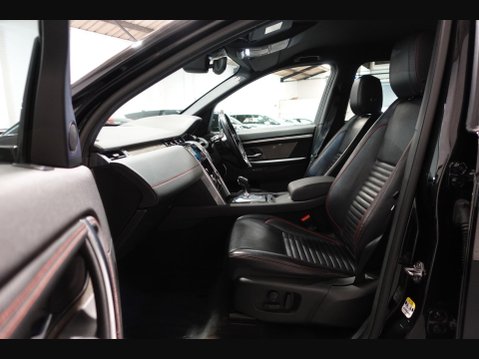 Land Rover Discovery Sport 2.0 D180 MHEV R-Dynamic SE Auto 4WD Euro 6 (s/s) 5dr 29