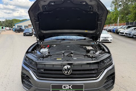 Volkswagen Touareg V6 BLACK EDITION TSI - DEMO +1 OWNER - FULL VW SERVICE HISTORY 88