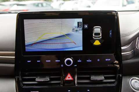 Hyundai IONIQ FIRST EDITION MHEV 28