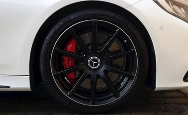 Mercedes-Benz S Class S63 Coupe 14