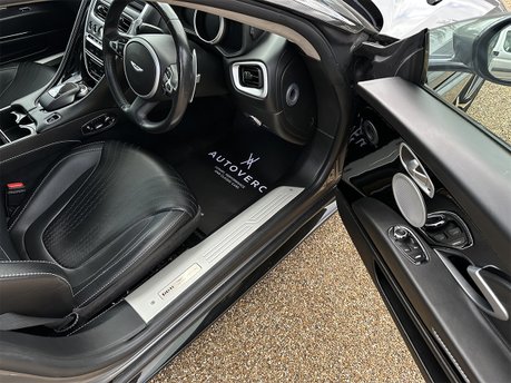 Aston Martin DB11 V12 40