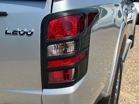 Mitsubishi L200 DI-D 4WD WARRIOR DCB 19
