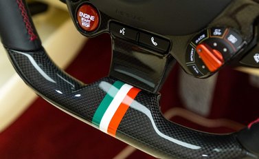 Ferrari 812 Superfast 17