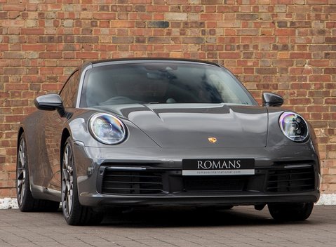 Porsche 911 Carrera 4S (992) 1