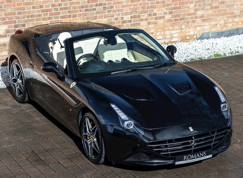 Ferrari California T HS 8