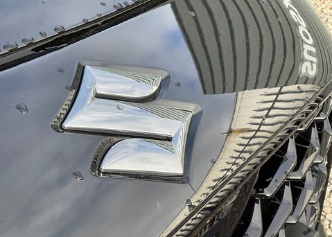 Suzuki Swift MOTION 4