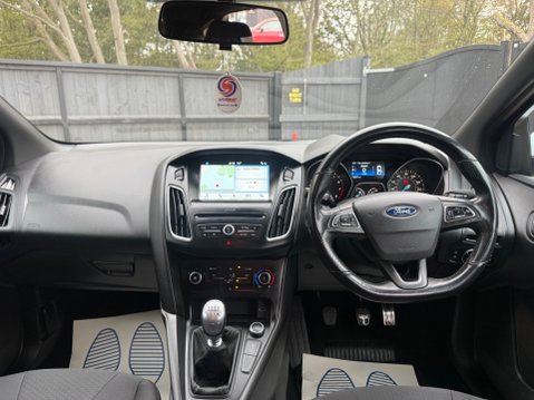 Ford Focus 1.0T EcoBoost ST-Line Hatchback 5dr Petrol Manual Euro 6 (s/s) (140 ps) 24