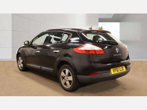 Renault Megane 1.6 16V Dynamique TomTom Hatchback 3dr Petrol Manual (163 g/km, 110 bhp) 3
