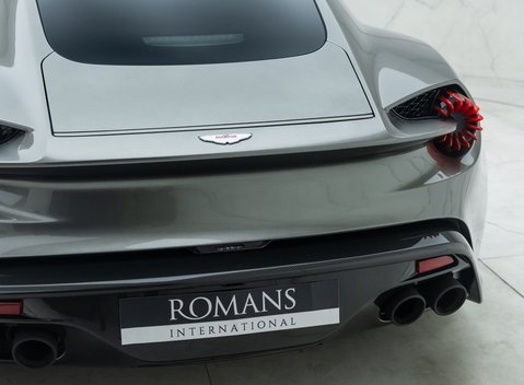 Aston Martin Vanquish ZAGATO 30
