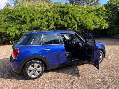 Mini Hatch 1.5 One Classic Hatchback 5dr Petrol Manual Euro 6 (s/s) (102 ps) 19