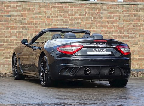 Maserati Grancabrio MC 15