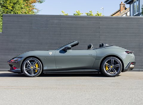 Ferrari Roma SPIDER 3