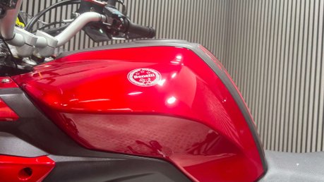Benelli TRK 2020 ONLY 1K TOP BOX ADVENTURE BIKE 47BHP A2 READY 46
