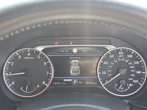 Nissan Juke DIG-T TEKNA PLUS DCT 32