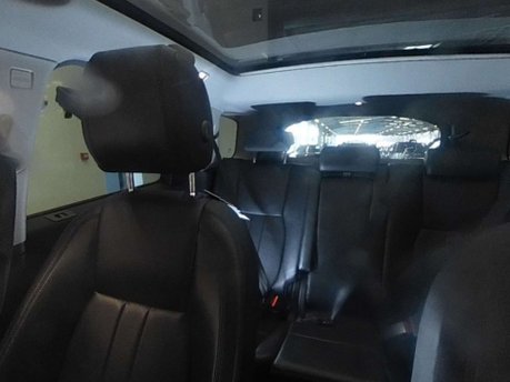 Land Rover Discovery Sport 2.0 Discovery Sport Black HSE TD4 Auto 4WD 5dr 17