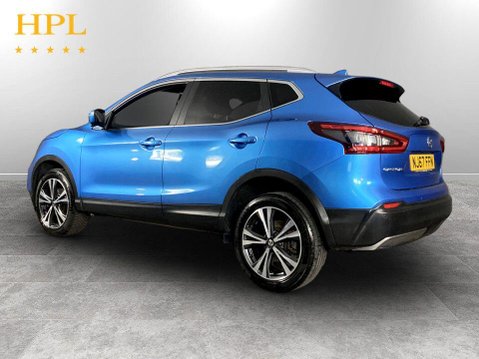 Nissan Qashqai 1.6 DIG-T N-Connecta SUV 5dr Petrol Manual Euro 6 (s/s) (163 ps) 5