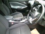 Nissan Juke DIG-T N-CONNECTA DCT ONLY 31,000 MILES FROM NEW 11