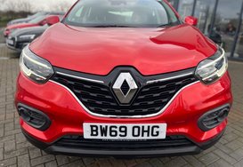 Renault Kadjar ICONIC 1.5 DCI 4