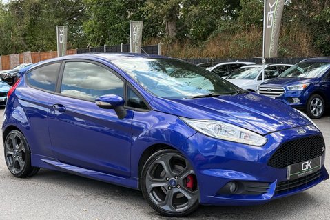 Ford Fiesta ST-2 - 8 SERVICES -NEW MOT -HEATED SEATS -KEYLESS -JUST SERVICED 1