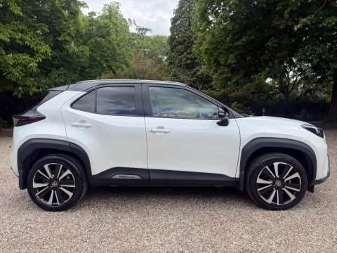 Toyota Yaris Cross 1.5 VVT-h Premiere Edition E-CVT Euro 6 (s/s) 5dr 9