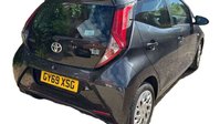 Toyota Aygo 1.0 VVT-i x-play Hatchback 5dr Petrol x-shift Euro 6 (71 ps) 4
