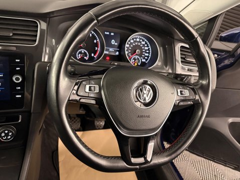 Volkswagen Golf 1.4 TSI SE Nav Euro 6 (s/s) 5dr 30