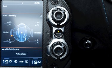 McLaren 765LT Spider 26