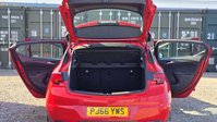 Vauxhall Astra 1.4i Turbo SRi Hatchback 5dr Petrol Auto Euro 6 (s/s) (150 ps) 33