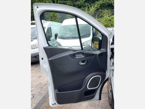 Vauxhall Vivaro 1.6 CDTi 2900 BiTurbo ecoFLEX Sportive L2 H1 Euro 5 (s/s) 5dr 29