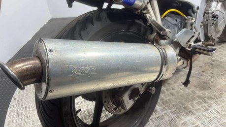 Honda CBR F 1995 49K PROJECT BIKE SPARES OR REPAIR 600CC 8