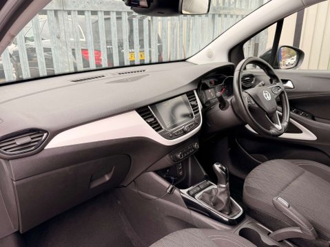 Vauxhall Crossland X 1.2 Crossland X SRi Nav 5dr 16
