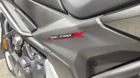 Honda NC750X 2016 39K NEW MOT IDEAL COMMUTER BIKE RIDES GREAT 750CC A2 38