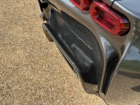 Ferrari SF90 SPIDER 41