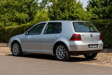 Volkswagen Golf GTI 4
