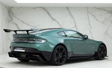 Aston Martin Vantage GT8 7