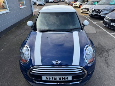 Mini Hatch COOPER 38